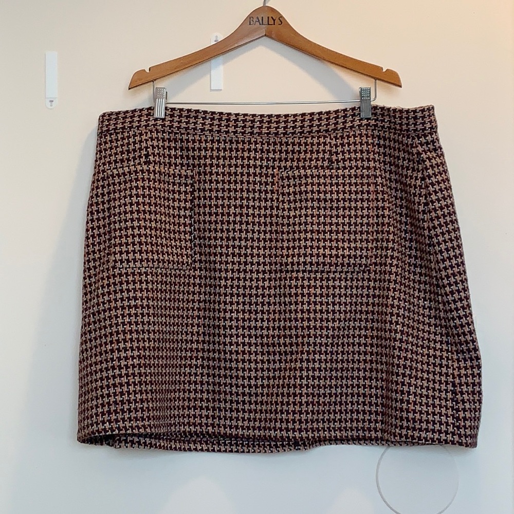 ModCloth houndstooth tweed skirt
